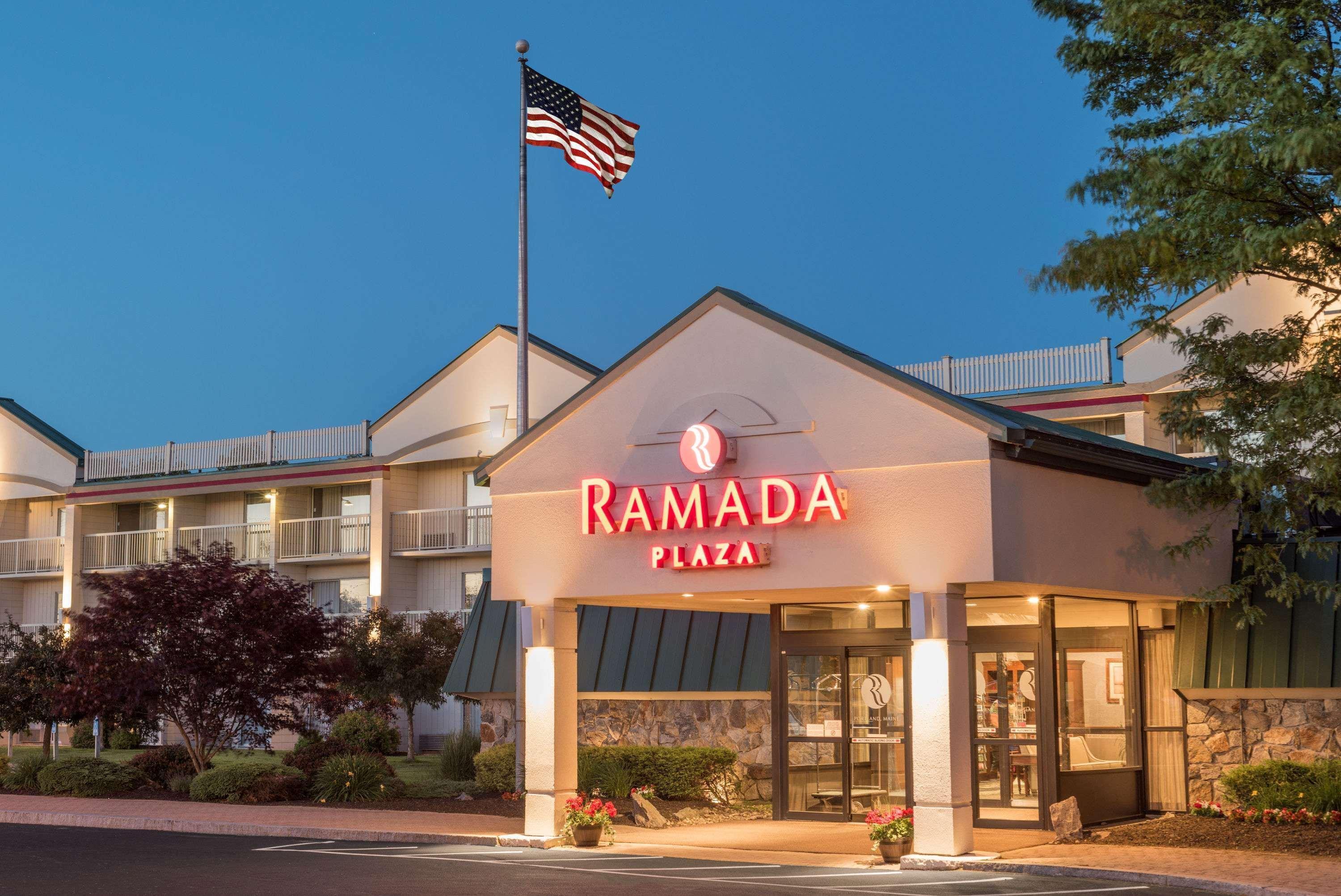 Ramada Plaza By Wyndham Portland Hotel Exterior foto